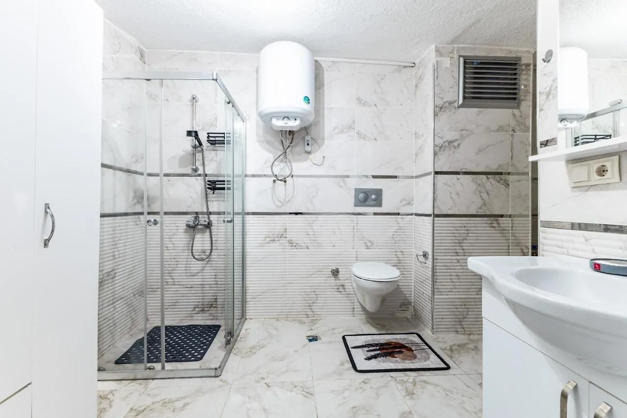 Lägenhet City View Flat W Terrace 10 Min To Buyaka Mall Istanbul Turkiet