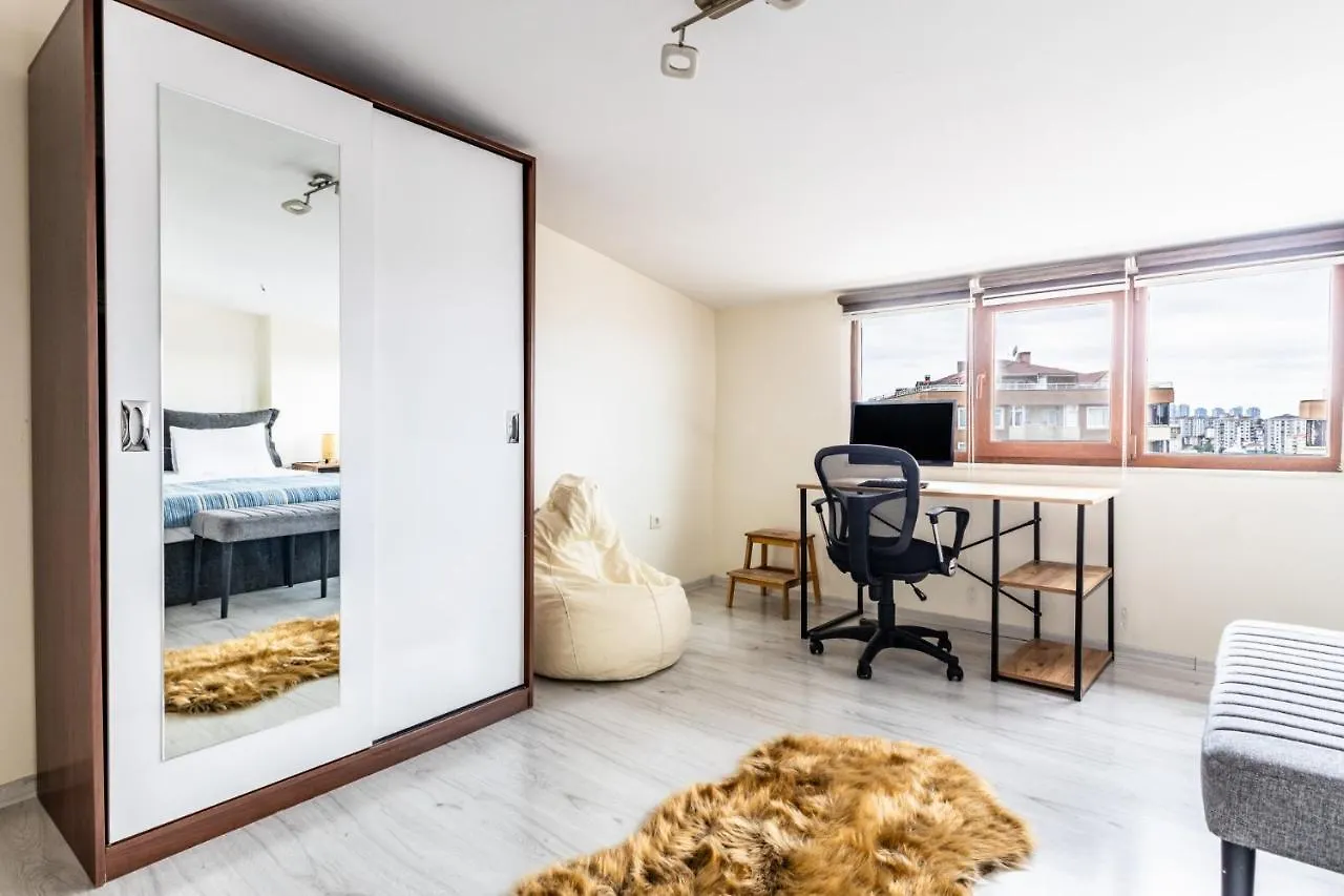 City View Flat W Terrace 10 Min To Buyaka Mall Istanbul 0*,
